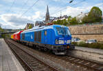 In einer ungew�hnlichen Komposition (im Sandwich zweier SIEMENS Vectron Dual Mode der PRESS) f�hrt ein Schienenpr�fzug (SPZ 3), auf Pr�ffahrt (der Messwagen ist auf die Schiene absenkt) am 30.04.2023