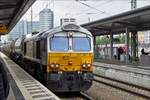 Diesellok Class 77 von Euro cargo Rail durchfährt am 22.05.2019 den Bahnhof von München Ost mit einem Tankkesselzug.