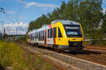   Der Dieseltriebzug VT 251 (95 80 0648 151-8 D-HEB / 95 80 0648 651-7 D-HEB) ein Alstom Coradia LINT 41 der HLB (Hessische Landesbahn), ex Vectus VT 251, fährt am 24.07.2020 als RB 93