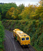 Im Einsatz in Wissen an der Sieg am 26.09.2020:   Der Plasser & Theurer Stopfexpress 09 - 3X, Schweres Nebenfahrzeug Nr.