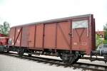 Gedeckter G�terwagen Gs in M�nsingen am 01.05.2012.