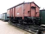 Klappdeckelwagen  Magdeburg Nr.20007  auf Rollwagen in Radebeul-Ost am 11.04.2016.