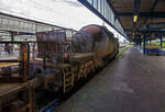 Der achtachsige Torpedowagen T 22 (86001) am 24 Juni 2025 beim Hauptbahnhof Oberhausen am Museumsbahnsteig/-gleis.