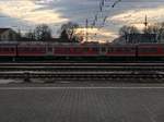 D-DB 50 80 31-34 428 -8 ein ABnrz 417    Dieser Wagen gehört dem Regionalverkehr Baden - Würtemberg Stuttgart und hatte seine letzte HU am 06.02.13 gehabt und dürfte somit rein