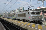 Am 2 Juli 2014 steht 22355 in Lyon Part-Dieu.