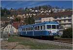 Die Dieseltriebzüge X 2800 wurden ab 1957 bei Decauville (X 2801 - X 2816) sowie bei Renault (X 2817 - X 2919) gebaut, also insgesamt 119 Stück.