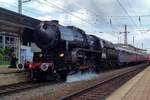Sonderzug nach Luxembourg-Ville steht mit 5519 am 29 April 2018 in Trier.