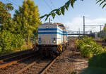 Die 1151 der ITB - Industrietransportgesellschaft mbH Brandenburg (92 82 0001 151-0 L-ITB), am 19.09.2018 beim Hbf Brandenburg an der Havel.

Die V 100.1 wurde 1983 von LEW (VEB Lokomotivbau Elektrotechnische Werke „Hans Beimler“, Hennigsdorf) unter der Fabriknummer 12524 gebaut und an die Deutsche Reichsbahn als DR 110 242-5 geliefert, 1981 erfolgte der Umbau zur DR 112 242-3 im Bw Cottbus.  Zum 01.01.1992 erfolgte die Umzeichnung in DR 202 242-4 und zum 01.01.1994 in DB 202 242-4 in Mai 2000 erfolgte die Ausmusterung bei der DB und sie ging ans SFZ - Schienenfahrzeugzentrum in Stendal, 2003 dann an die NEG - Norddeutsche Eisenbahngesellschaft mbH in Trier als Nr. 03, 2006 ging es dann zur CFL Cargo wo sie als 1151 bezeichnet wurde (92 82 0001 151-0 L-CFLCA). Letztlich im Juni 2014 ging sie dann an die ITB - Industrietransportgesellschaft mbH Brandenburg in Brandenburg an der Havel, blieb aber weiterhin in Luxemburg registriert bzw. eingestellt. 