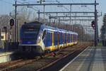 NS Civity 2722 verlasst Wijchen am 20 Februar 2020. Die Kabinen von diese Triebzüge sind inzwischen gelb geworden.