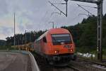 RTS Diesellok 2016 905 schiebt die entleerten Schottersammelwagen von  der Entladestelle in der Nähe von Drauffelt zurück in Richtung Enschreange, wo der Rest des Zuges wieder angehängt