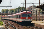 Am 25 Mai 2002 durchfahrt 4010 015 Penzing.