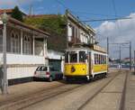 Carro Eletrico No.143 beim FOZ do Douro in Porto am 14.05.2018.