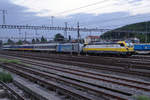 BLS/SWISS RAIL TRAFFIC: Der Messzug mit 487 001 und 187 005-4 wartet am 18.
