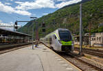 Der BLS MIKA 110 (in Regioexpress-Ausführung) - RABe 528 110 (94 85 7528 110-0 CH-BLS) erreicht am 25 Mai 2023, als RE von Bern via Spiez und Kandersteg nun den Bahnhof Brig (auf Gleis 9).
