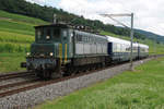 PRESTIGE CONTINENTAL EXPRESS mit der Ae 4/7 10950 von SWISSTRAIN bei Cressier am 11.