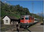 Die SBB Re 4/4 II 11158 fährt mit einem Erstatz EC durch Giornico Richutung Süden.