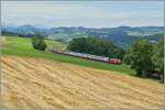 Ein IC von Gen�ve nach St.Gallen kurz nach Oron.