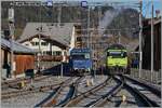 Die BLS Re 465 011 verlässt mit ihrem Golden Pass Express GPX PE 4064 nach Interlaken Ost den Bahnhof von Zweisimmen. Links im Bild die MOB Ge 4/4 8001, welche den Golden Pass Express GPX PE 4064 von Montreux nach Zweisimmen brachte. 

30. November 2024