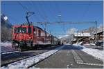Die MOB GDe 4/4 6005 beim Halt in Saanen.