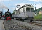 50 Jahre Blonay - Chamby Museumsbahn; auch wenn kein  MEGA -Anlass stattfindet, gibt es was zu feiern (ich habe nur nicht mitbekommen was); jedenfalls warten gleich zwei B-C Extraz�ge mit geladenen