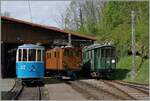 Nachdem die Bernina Bahn Ge 4/4 81 der Blonay Chamby Bahn ihren Extrazug nach Chamby brachte kehrt sie als Lokfahrt nach Chaulin zurück und zeigt sich im bunten Umfeld historischer