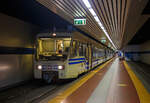Die beiden „centovalli express“ elektrische Gelenktriebwagen ABe 4/8 48  Losanna  (90 85 843 0048-1) und 47  Citt� di Berna  (90 85 843 0047-3), ex ABe 4/6 58 und 57) der schweizerischen