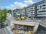 Langsam kann man sich vorstellen wie es werden wird - ist auch Zeit, denn am Montag in einer Woche sollen wieder Z�ge fahren. 
Der CEV / MVR Bahnhof von Vevey. 

5. August  2026