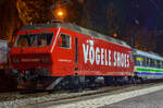 Die SOB (S�dostbahn) Re 456 094-2  Herisau    (91 85 4456 094-2 CH- SOB) im V�gele Shoes Design ist am 29.09.2012 (3:30 Uhr) mit dem Voralpen Express in Luzern abgestellt.