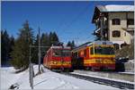 In Col-de-Soud kreuzen sich die HGe 4/4 31 (Bergfahrt) und der BDeh 4/4 83 (Talfahrt).