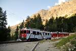 RhB ABe 4/4 II Nr.51 und 53 bei der Montebello-Kurve am Bernina am 27.08.2009.