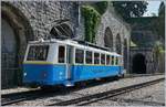 Nochmals der Bhe 2/4 204 als Regionalzug Richtung Rochers de Naye bei der Abfahrt in Montreux.