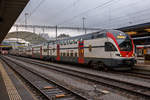   Der SBB RABe 511 021 (94 85 0 511 021-3 CH-SBB), ein elektrischer sechsteiliger Doppelstock-Triebzug vom Typ Stadler DOSTO bzw.