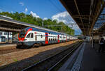 Der SBB RABe 511 038 (94 85 0 511 038-x CH-SBB), ein elektrischer sechsteiliger Doppelstock-Triebzug, vom Typ Stadler KISS bzw.