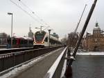 Ein Seehas (ein vierteiliger Flirt RABe521 xxx der SBB GmbH (Deutschland)) f�hrt am 08.12.2012 auf der Konstanzer Rheinbr�cke kurz vor dem Erreichen seiner Endstation Konstanz.