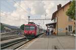Der TRAVYS RBDe 560 384-0 (RBDe 560 DO TR 94 85 7560 384-0 CH-TVYS)  Lac de Brenet  hat als Regionalzug 6016 Sentier Orient erreicht und wird nach Vallorbe weiterfahren.