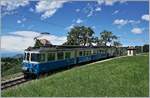 Der MOB ABDe 8/8 4004 als Regionalzug bei Châtelard VD.