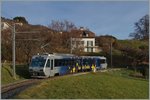 Der CEV Bhe 2/4  Train des Etoiles  unterwegs nach Vevey kurz vor St-Lögier Gare.