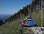 Der MG Bhe 4/8 14 San Galo auf Bergfahrt kurz vor seinem Ziel.
21. Mai 2017