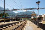   Blick auf den Turmbahnhof mit Hochperron der Arth-Rigi-Bahn in Arth-Goldau, am 01.08.2019 vom SBB Bahnhof gesehen.
