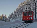 Der RB Bhe 2/4 N° 2 auf Talfahrt zwischen Rigi Staffel und Staffelhöhe.

24. Februar 2018