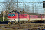 Am Sylvester 2016 treft 363 135 in Bratislava hl.st.