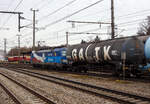 Vierachsiger gro�volumiger Drehgestell-Kesselwagen mit Bremserb�hne (Mineral�l-Kesselwagen) 37 84 7841 844-5 D-ERR der Gattung Zacns, GATX Rail Austria GmbH, laut Gefahrguttafel/Warntafel 30/1202