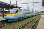 Am 5 April 2017 verl�sst 681 006 Kol�n.