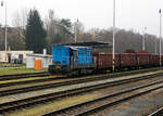 Die 742 441-9 (CZ- ČDC 92 54 2 742 441-9) der ČD Cargo steht am 22.11.2022 mit einem G�terzug beim Bahnhof Doma�lice (Taus).